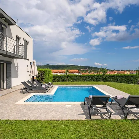 3 Bedroom Stunning In * Labin (Istria)