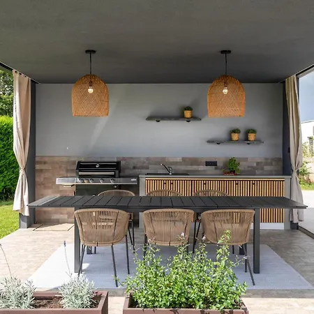 Gorgeous In With Sauna